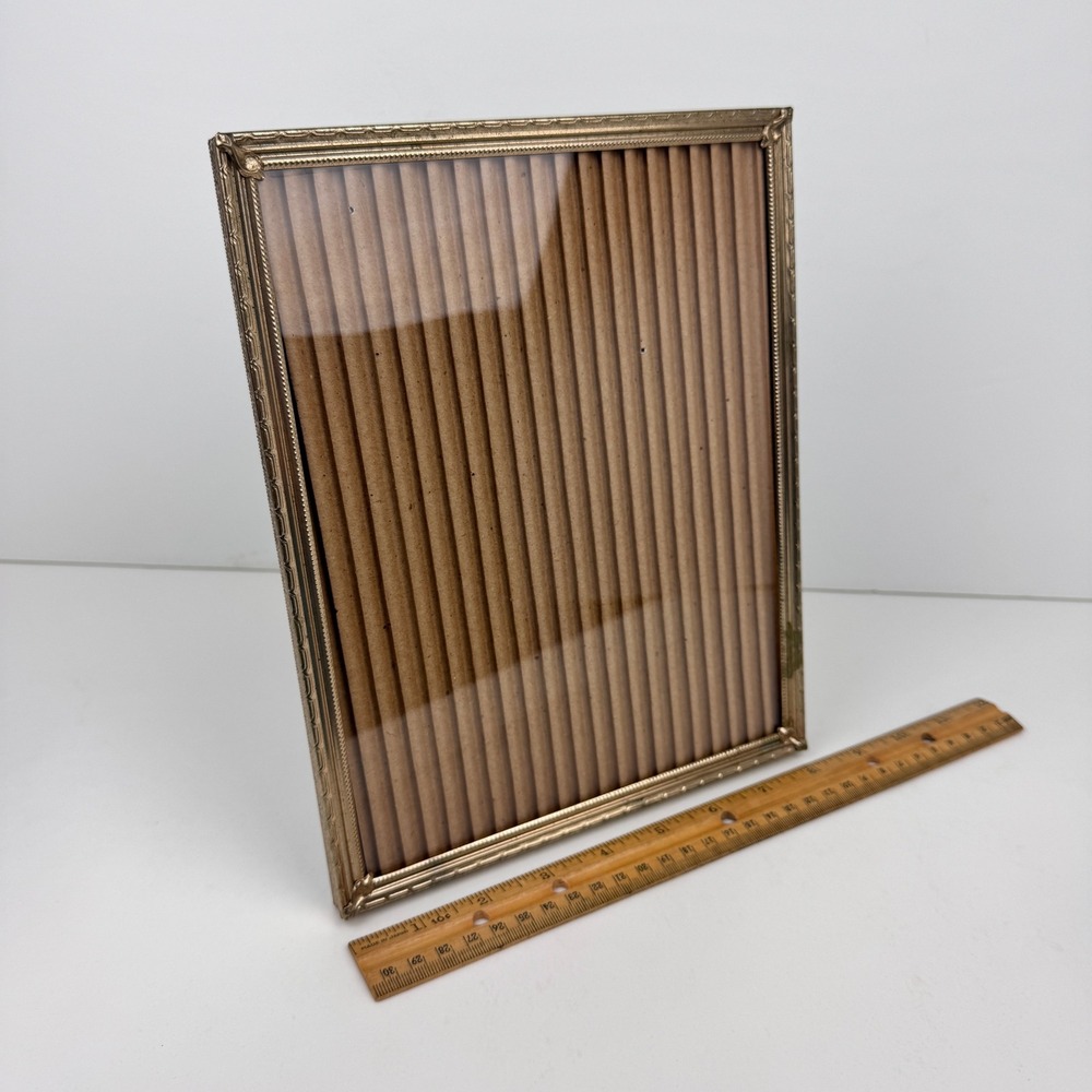 Vintage 8x10inch Gold Metal Tabletop Wall Frame Easel back Textured Accents